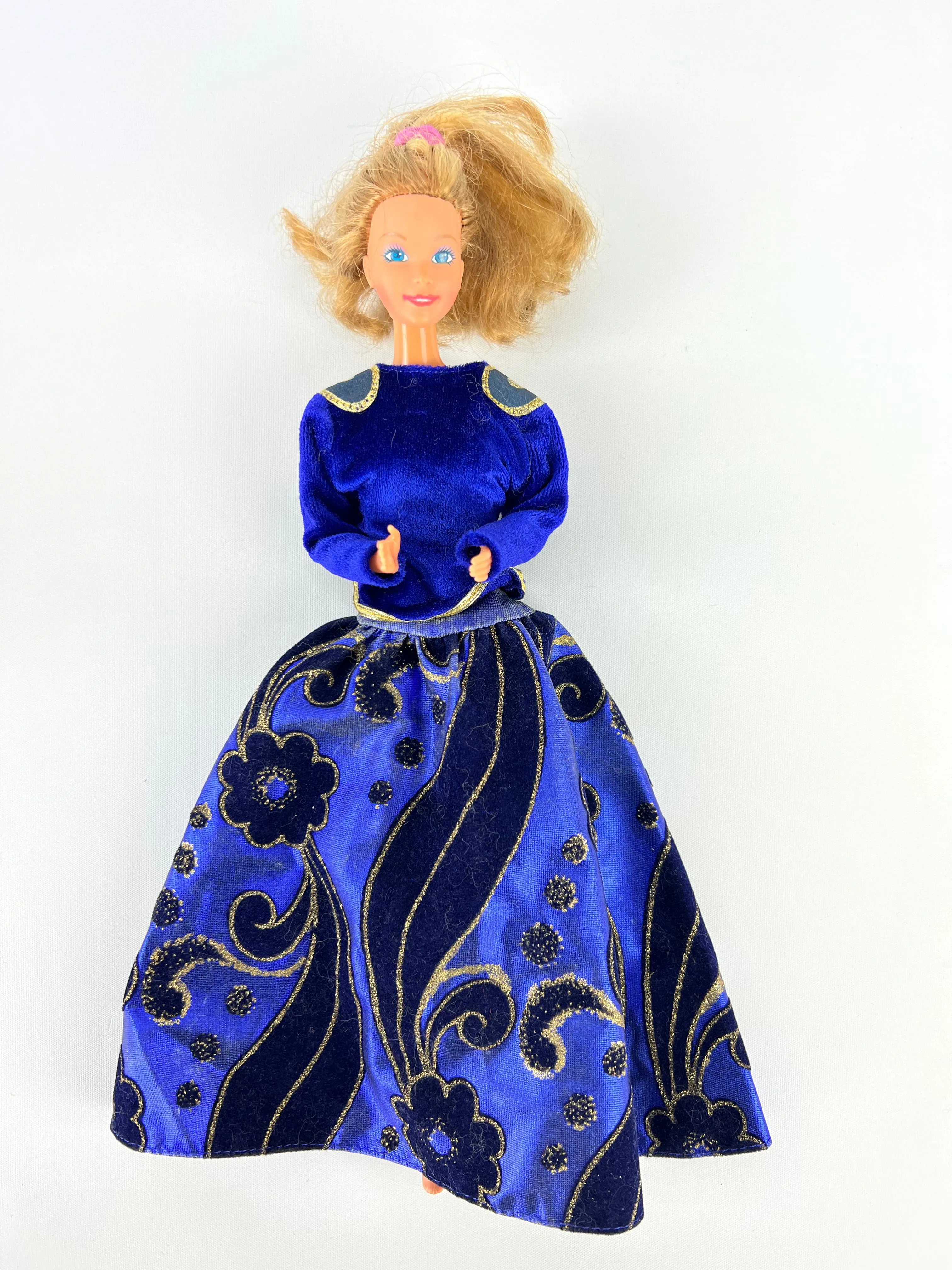 70s Barbie Fashion Doll Case with Clothing   Accessories