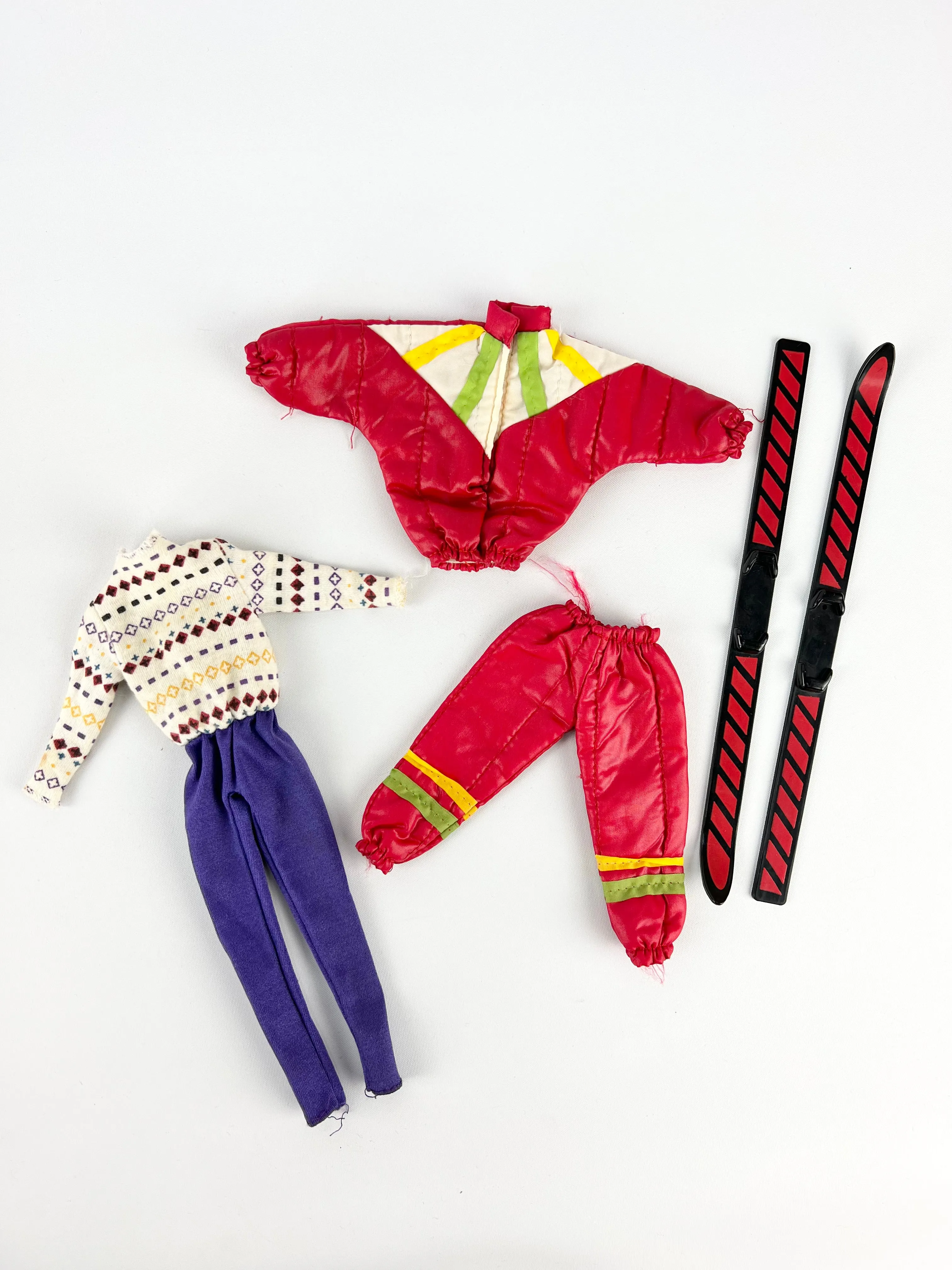 70s Barbie Fashion Doll Case with Clothing   Accessories