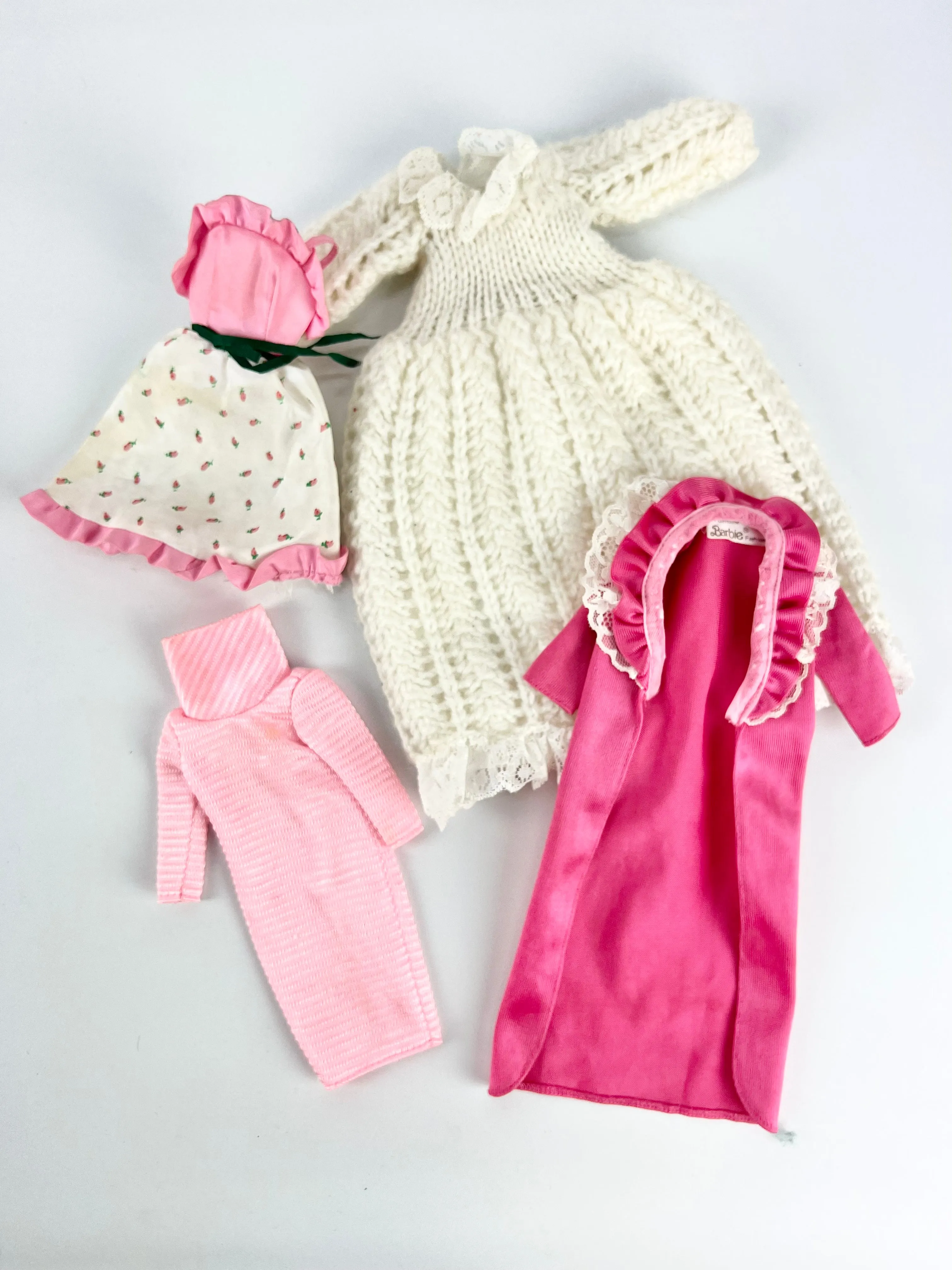 70s Barbie Fashion Doll Case with Clothing   Accessories